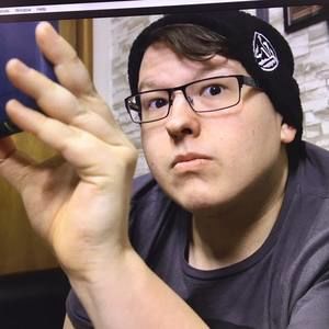 Meet your Posher, Chase